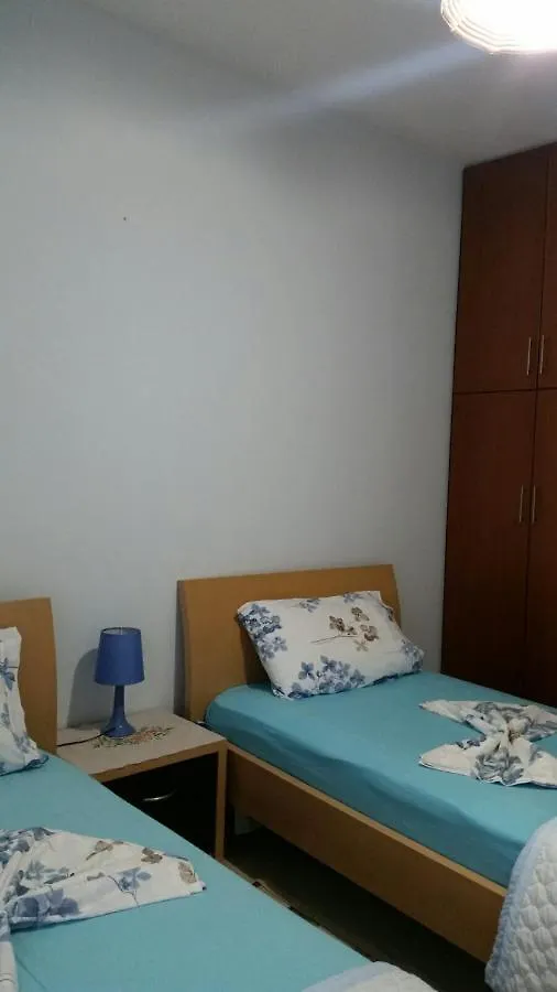 Christos Apartments Sarandë