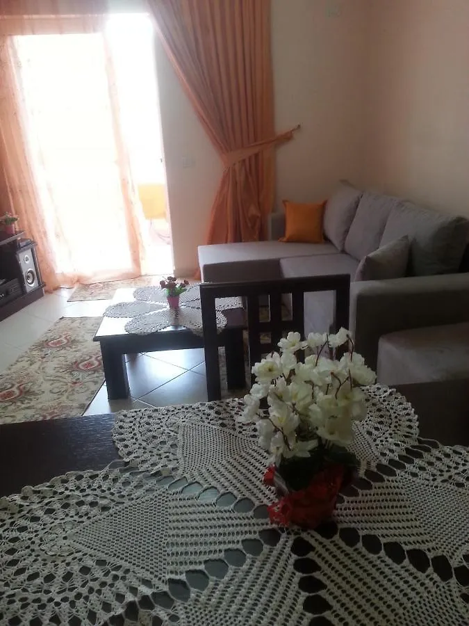 Christos Apartments Sarandë